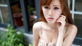 美女陈雨涵桌面壁纸