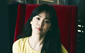 韩国美女明星宋慧乔桌面壁纸
