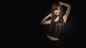 韩国美女明星李智友桌面壁纸