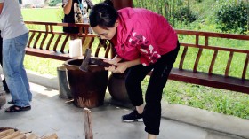 《十二道锋味2》电视节目唐嫣桌面壁纸