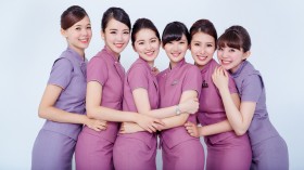 美丽的空姐桌面壁纸