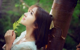 清纯可爱邻家女孩桌面壁纸