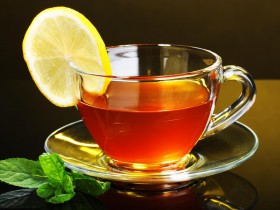 惬意午后红茶饮料桌面壁纸