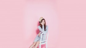 韩国美女歌手金炫廷桌面壁纸
