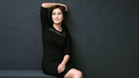 演员王茜桌面壁纸