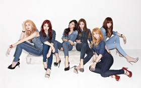 韩国组合Hello Venus桌面壁纸