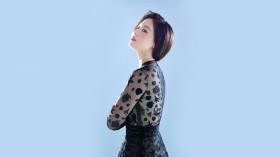 美女明星王力可桌面壁纸