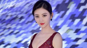 美女明星景甜桌面壁纸