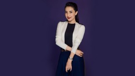美女明星高圆圆桌面壁纸