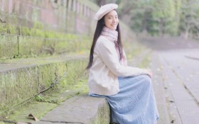 清纯冬日女孩唯美写真桌面壁纸