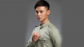 帅哥明星尹正桌面壁纸