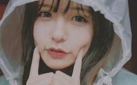 清纯可爱小美女桌面壁纸