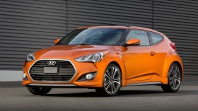 2016现代Veloster（飞思）汽车桌面壁纸