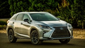 2015款雷克萨斯RX F SPORT汽车桌面壁纸