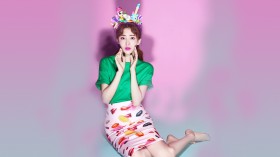 美女演员胡丹丹桌面壁纸