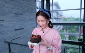 气质美女阚清子桌面壁纸