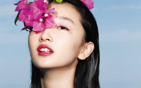 美女明星周冬雨桌面壁纸