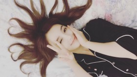 美女演员李小璐桌面壁纸  