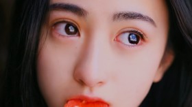 上戏校花朱圣祎桌面壁纸