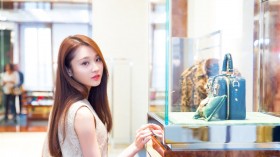 美女演员张慧雯桌面壁纸