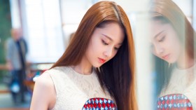 美女演员张慧雯桌面壁纸