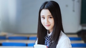 美女演员张慧雯桌面壁纸