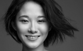 美女演员刘滢桌面壁纸