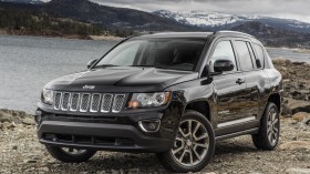 吉普JEEP指南者汽车桌面壁纸