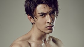 小鲜肉帅哥米热桌面壁纸
