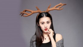 美女演员安悦溪桌面壁纸