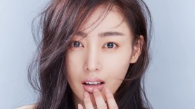 美女演员张天爱桌面壁纸