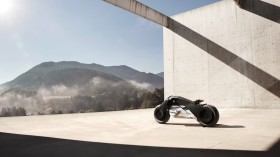 2016宝马概念摩托车Motorrad Vision Next 100桌面壁纸