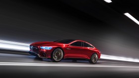 2017梅赛德斯奔驰AMG GT桌面壁纸