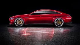 2017梅赛德斯奔驰AMG GT桌面壁纸