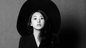 可爱美女明星张含韵桌面壁纸