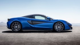 2018迈凯轮蜘蛛570S Spider桌面壁纸