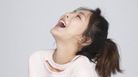 可爱耍宝美女童星杨紫桌面壁纸