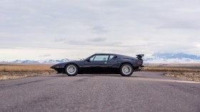 1987 DeTomaso 德托马索 Pantera GT5-S汽车桌面壁纸