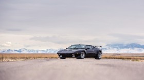1987 DeTomaso 德托马索 Pantera GT5-S汽车桌面壁纸