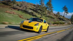 2018 Nissan 370Z Heritage Edition汽车桌面壁纸