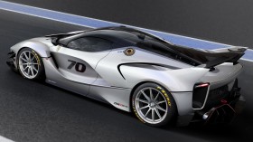 2018法拉利终极跑车FXX-K Evo桌面壁纸