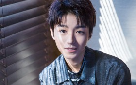 王俊凯杂志封面帅气写真桌面壁纸