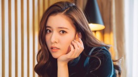 美女演员宋妍霏桌面壁纸