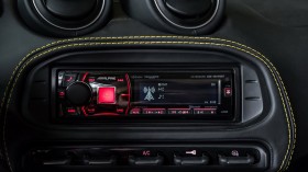 2018 Alfa Romeo 4C Coupe and Spider（阿尔法 罗密欧）汽车桌面壁纸