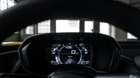 2018 Alfa Romeo 4C Coupe and Spider（阿尔法 罗密欧）汽车桌面壁纸