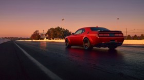 2018道奇恶魔Challenger SRT Demon桌面壁纸