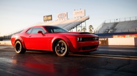 2018道奇恶魔Challenger SRT Demon桌面壁纸