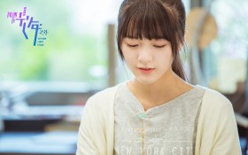 电视剧《初遇在光年之外》剧照桌面壁纸