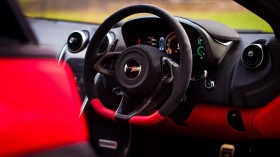 2018迈凯伦蜘蛛570S Spider Valentine桌面壁纸