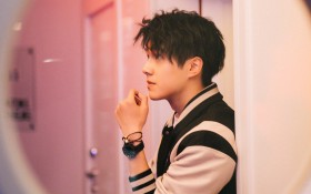 刘昊然时尚写真桌面壁纸